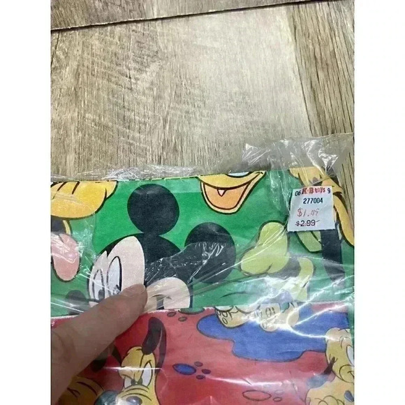 Lot Of 2 Vintage Disney Mickey Mouse Gift Wrap Wrapping Paper 6 Sheets Total - Picture 6 of 6